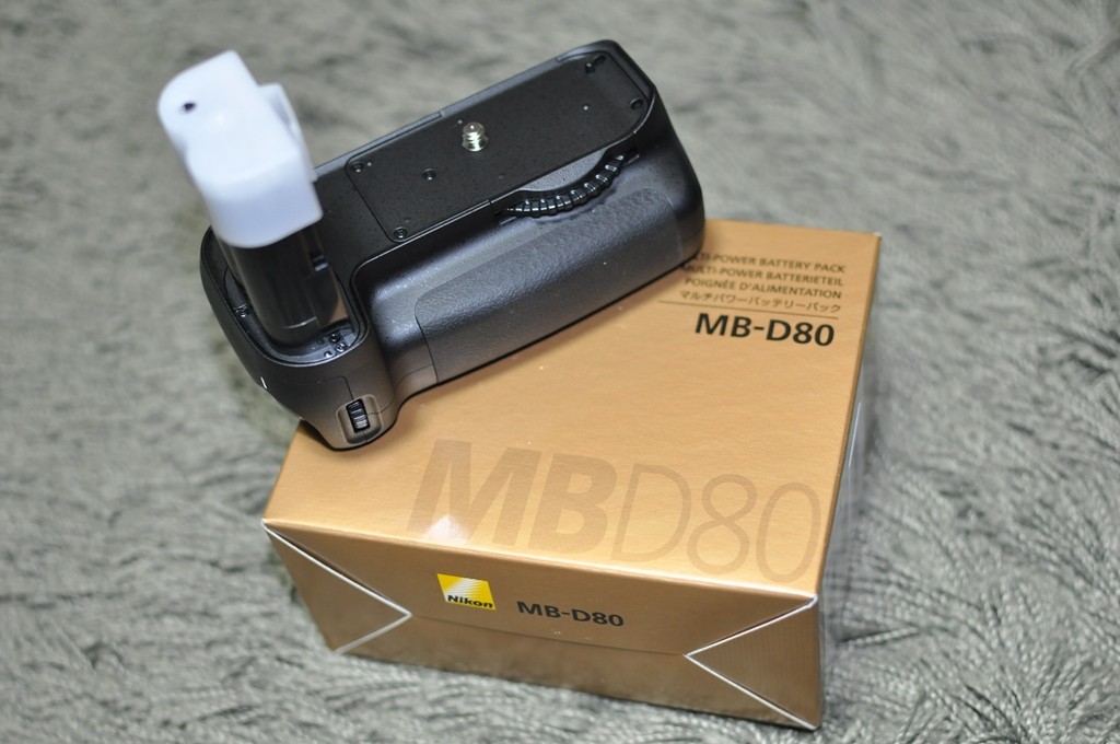 MB-D80 (4)