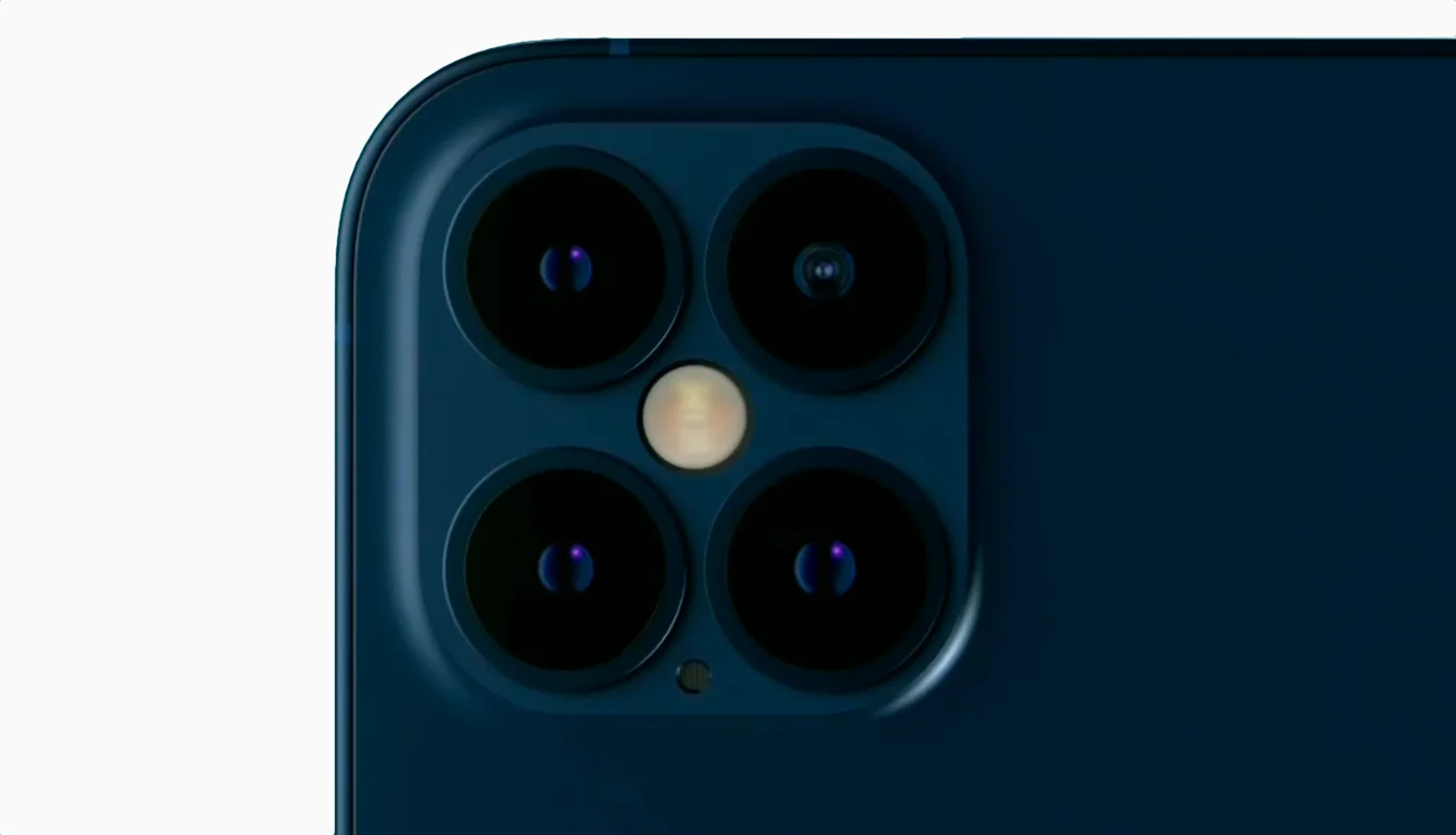 iPhone13は、カメラレンズのアップデートはない